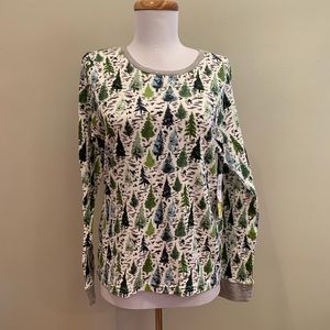 NWT theo + leigh Christmas Pine Tree Pajama Top